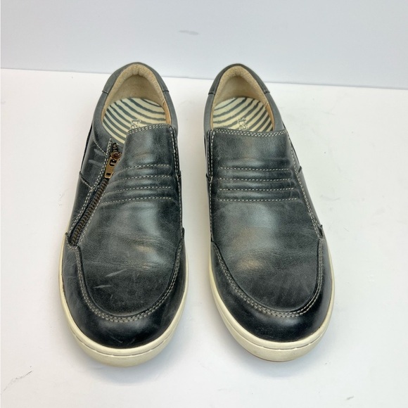 Taos Zipward Sneakers Womens Size 8.5 Gray Leather Slip On  Shoes Loafers - Picture 8 of 9